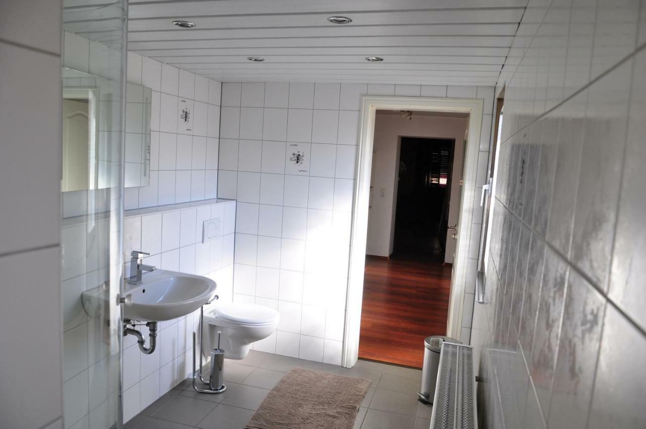 T&T Ferienwohnung Rheinbrohl Eksteriør billede